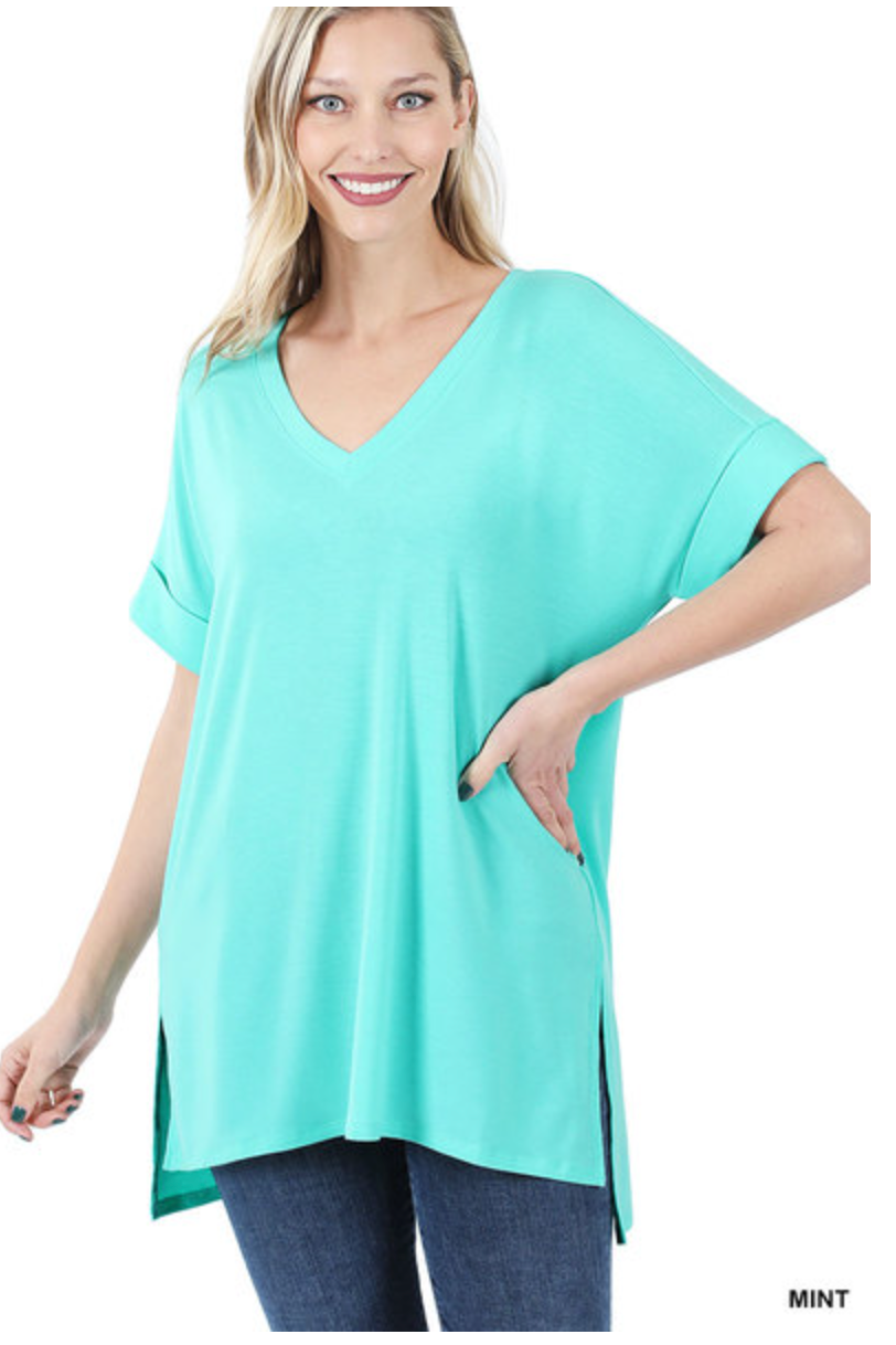 ROLLED SHORT SLEEVE SIDE SLIT HI-LOW HEM TOP