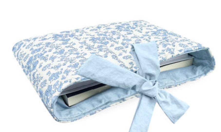 Estelle Quilted Floral Tie Bible Cover