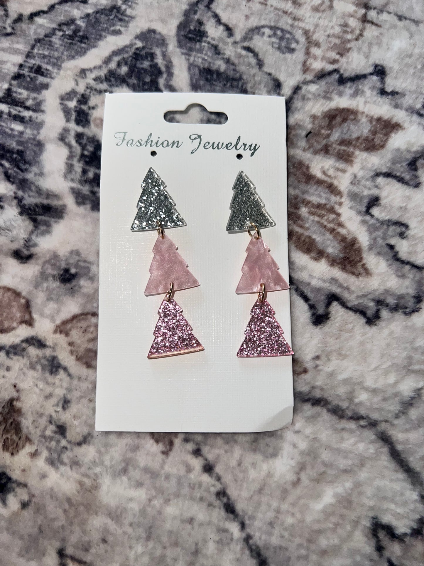 Dangle trees earrings