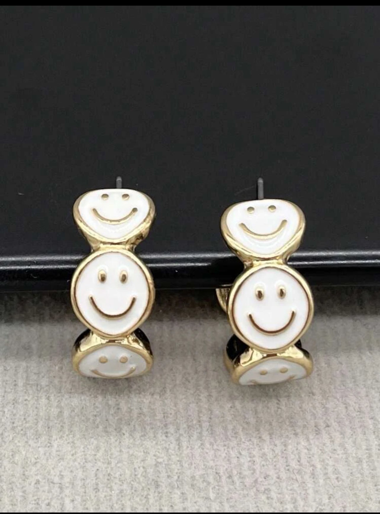 Smiley Hoops