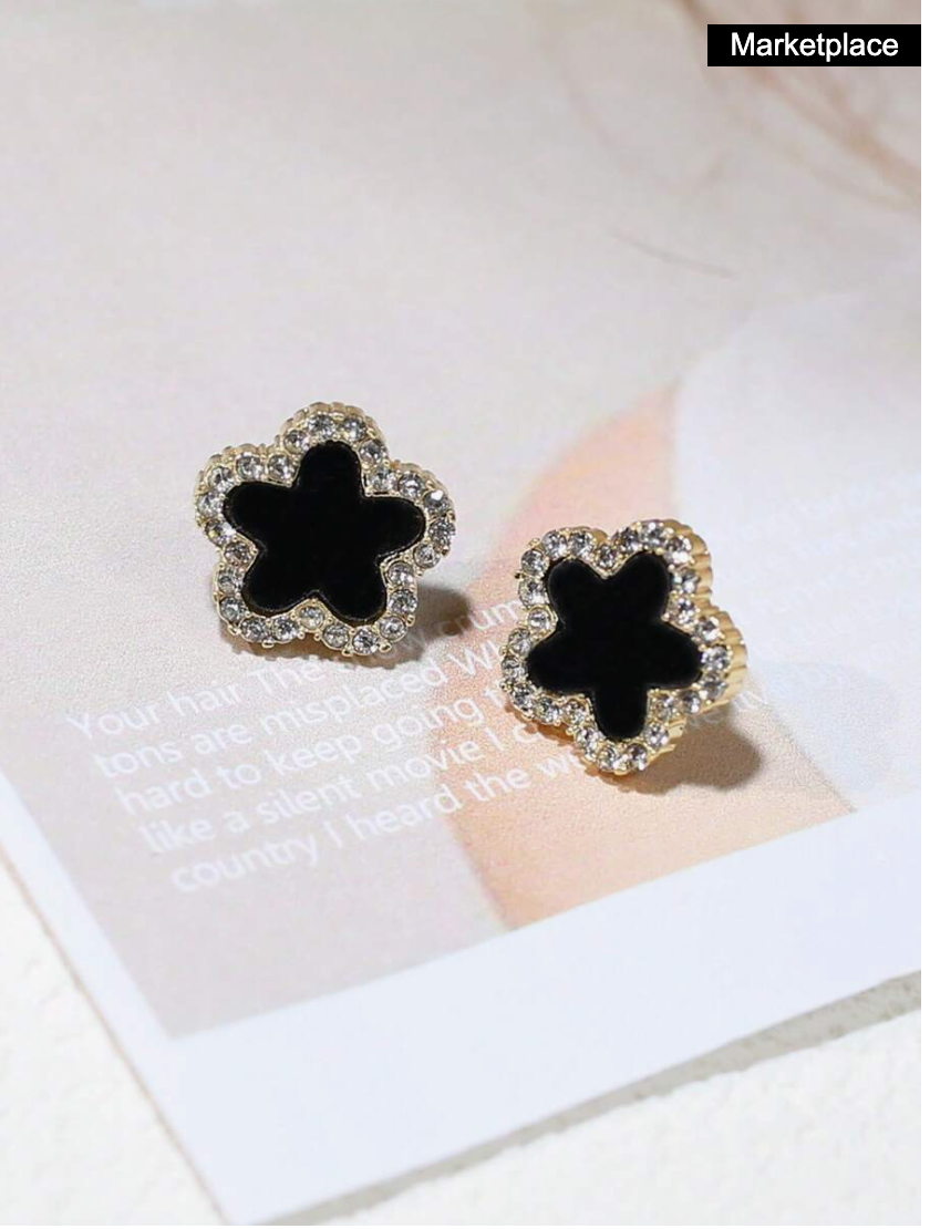 Clover Stud Earrings