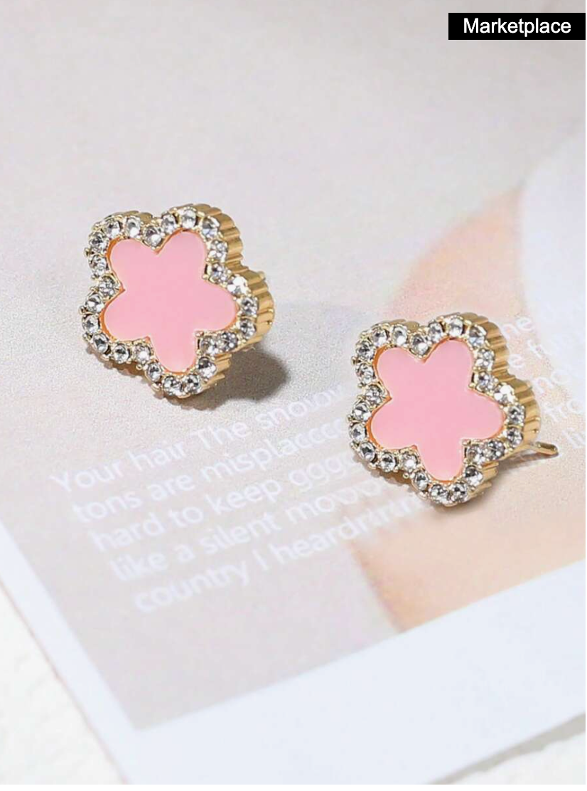 Clover Stud Earrings